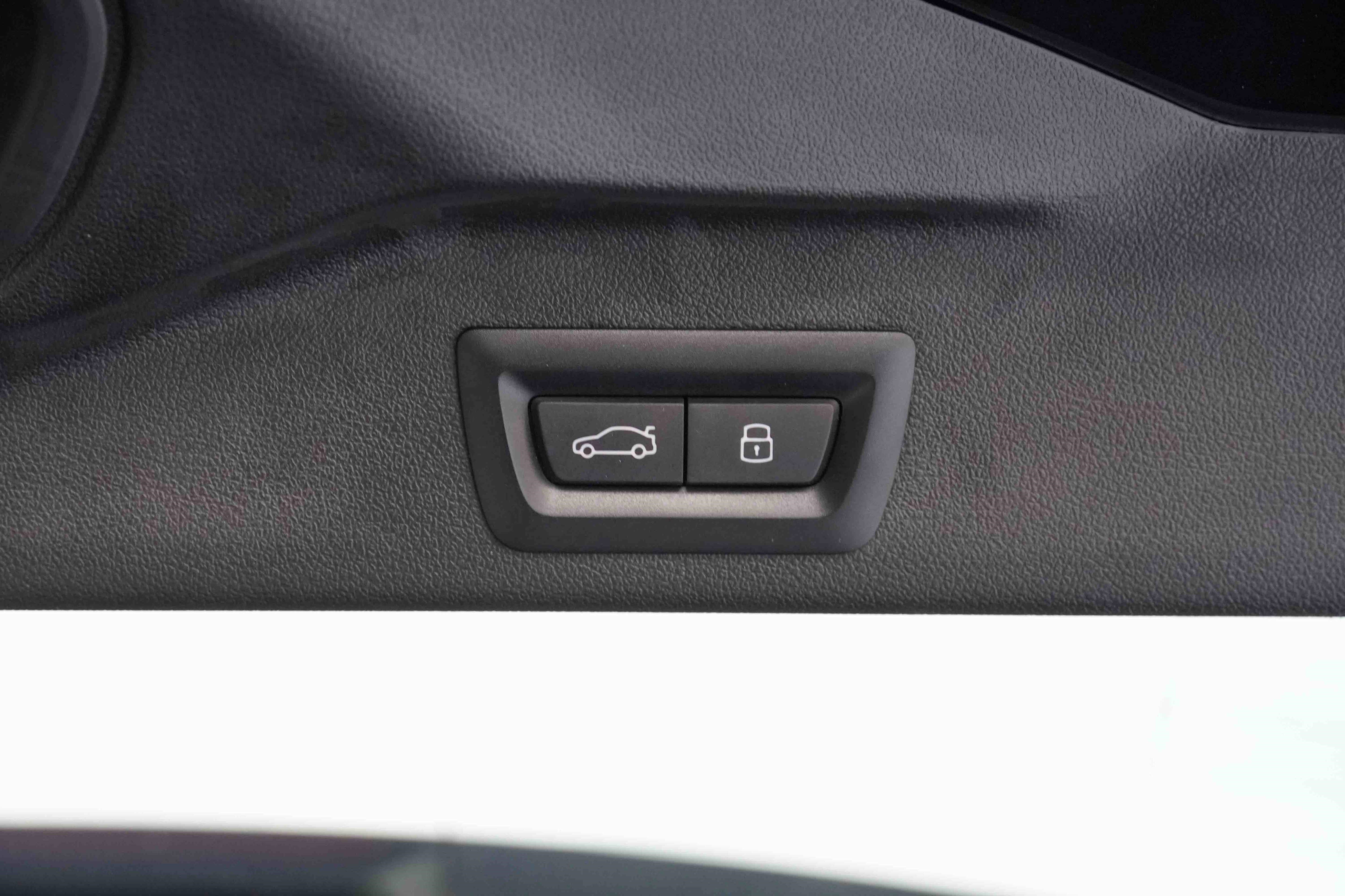 Certified 2023 BMW X5 xDrive40i w/ Premium Package image 39