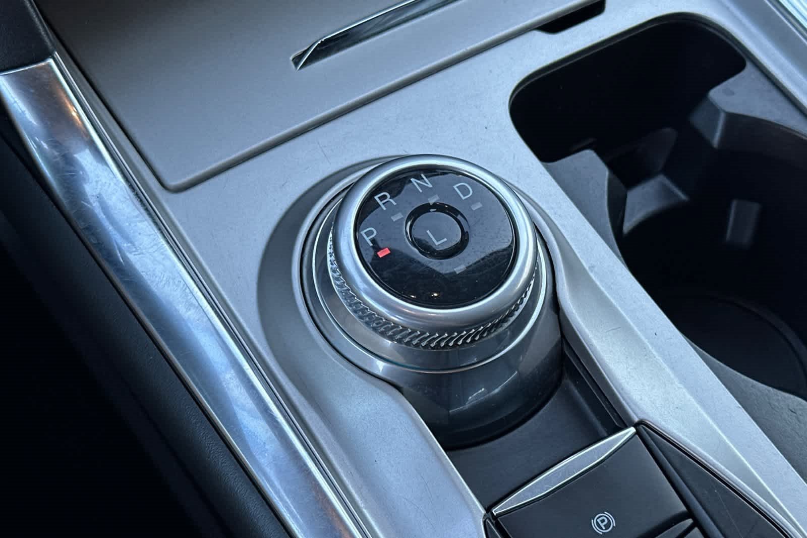 Certified 2022 Ford Explorer XLT w/ Equipment Group 202A image 24