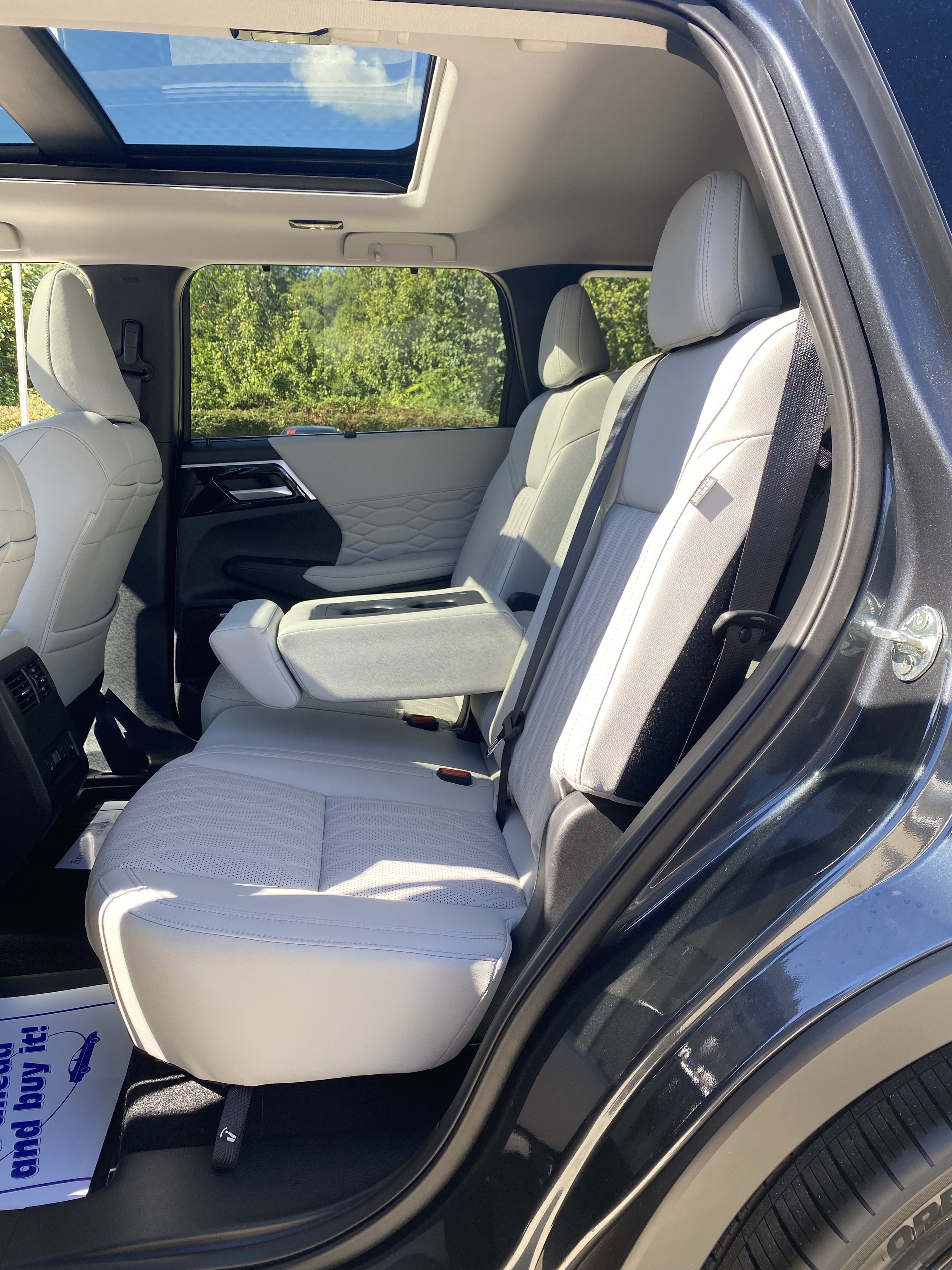 New 2025 Mitsubishi Outlander SEL image 20