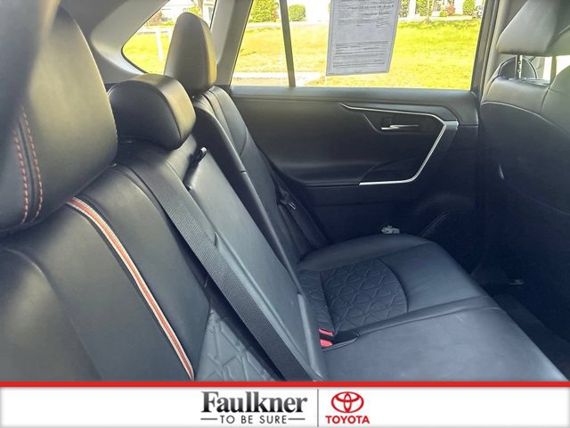 Used 2019 Toyota RAV4 Adventure AWD/4WD image 23