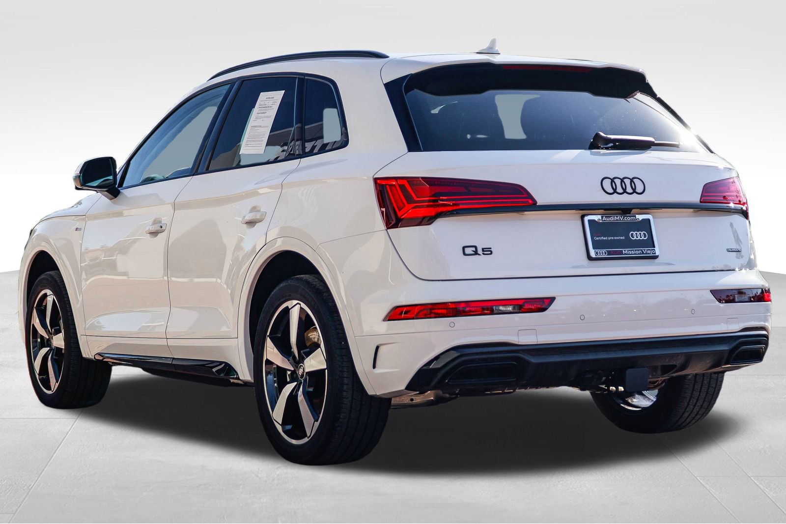 Certified 2023 Audi Q5 2.0T Premium Plus w/ Premium Plus Package image 5