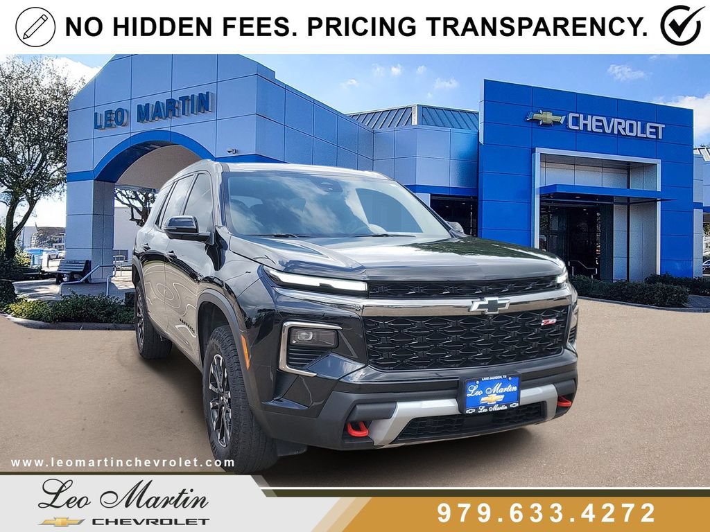 Used 2025 Chevrolet Traverse Z71 w/ Driver Confidence Package AWD/4WD image 2
