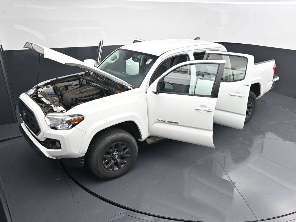 Used 2023 Toyota Tacoma SR5 AWD/4WD image 26