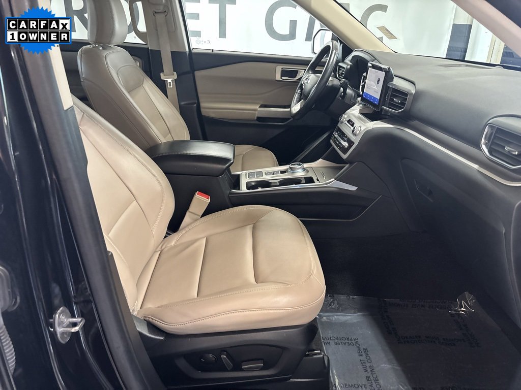 Used 2023 Ford Explorer XLT w/ Equipment Group 202A image 29