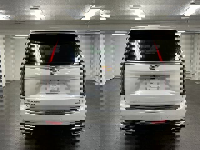 Certified 2023 Cadillac Escalade Premium Luxury image 4