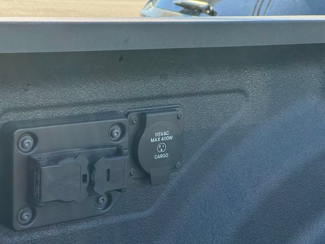 New 2026 RAM 3500 Big Horn AWD/4WD image 43