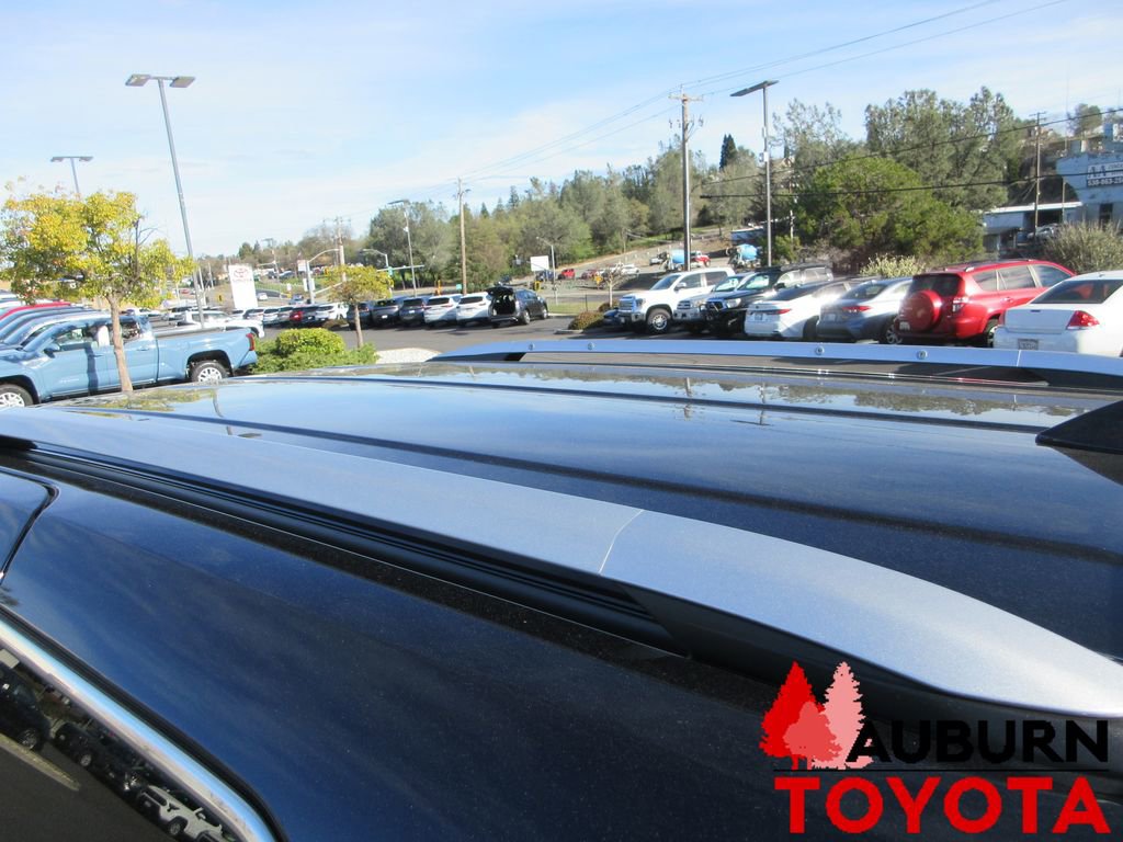 New 2026 Toyota Sienna Limited image 7