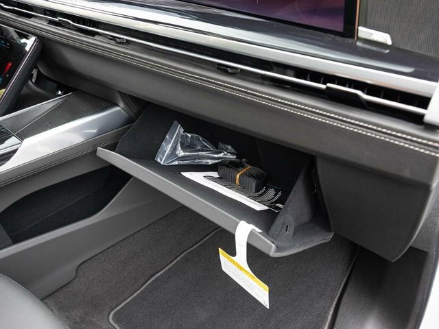 Used 2026 Cadillac Escalade ESV Sport w/ Touring Package image 79