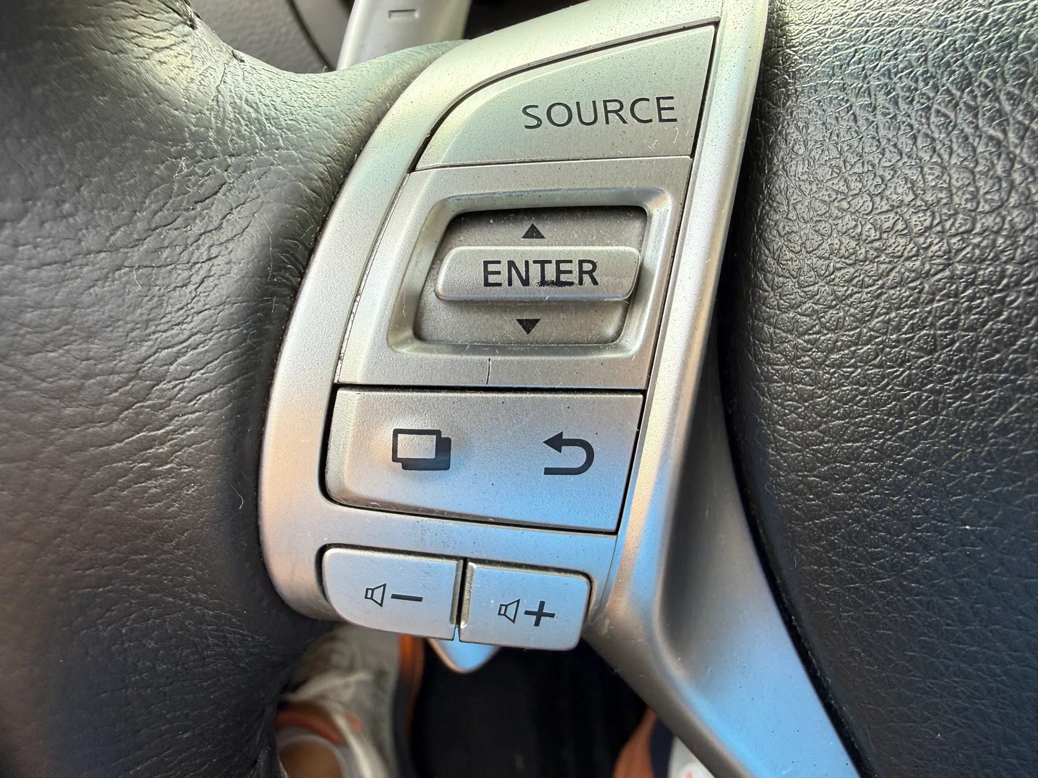 Used 2017 Nissan Altima 3.5 SL FWD image 13