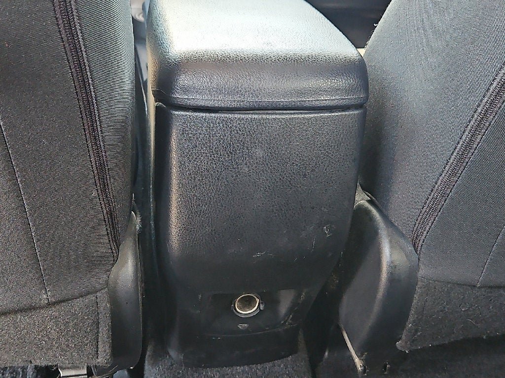 Used 2017 Toyota RAV4 XLE FWD image 19