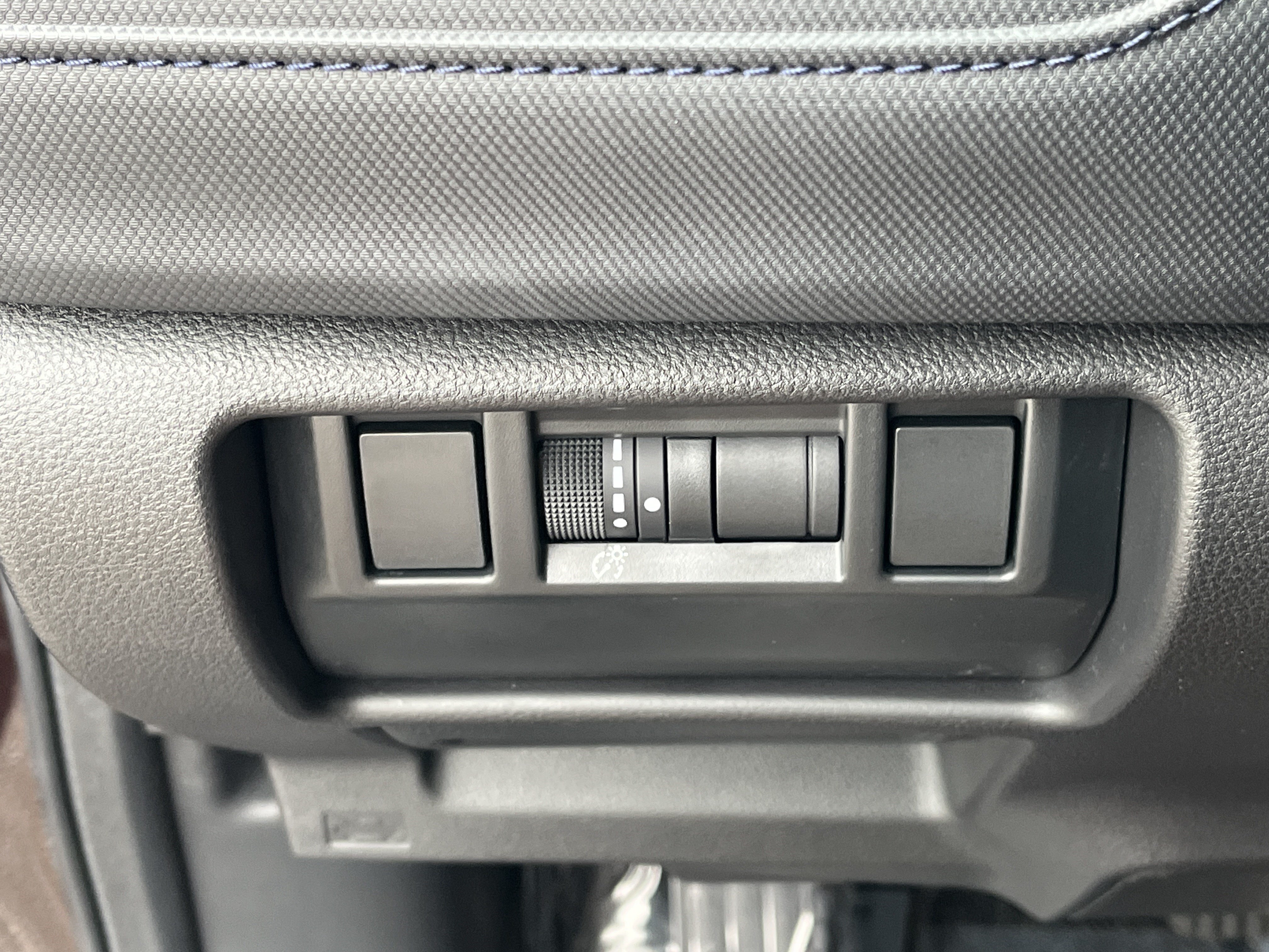 Used 2026 Subaru Forester Premium AWD/4WD image 14