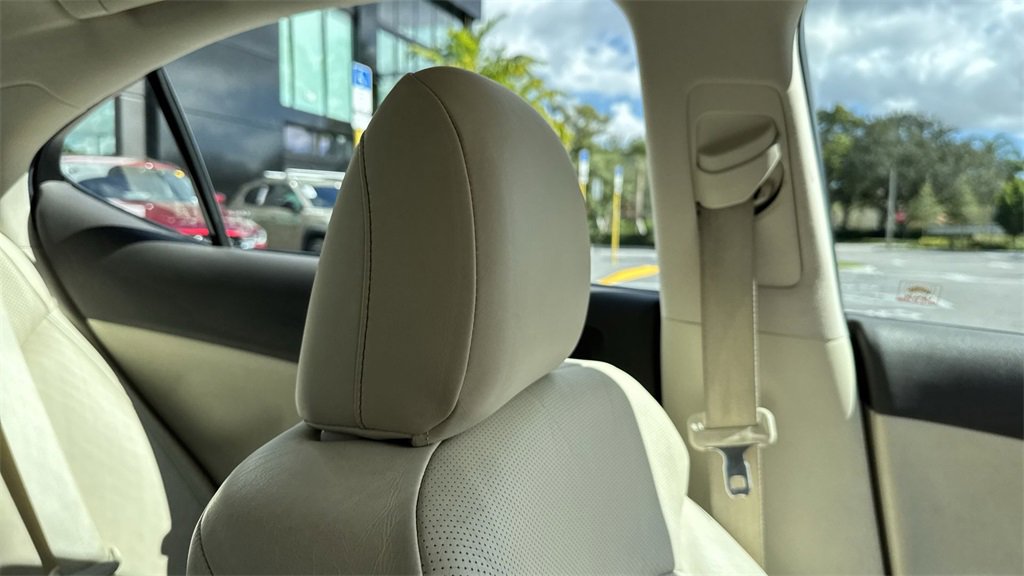 Used 2010 Lexus IS 250 AWD image 21