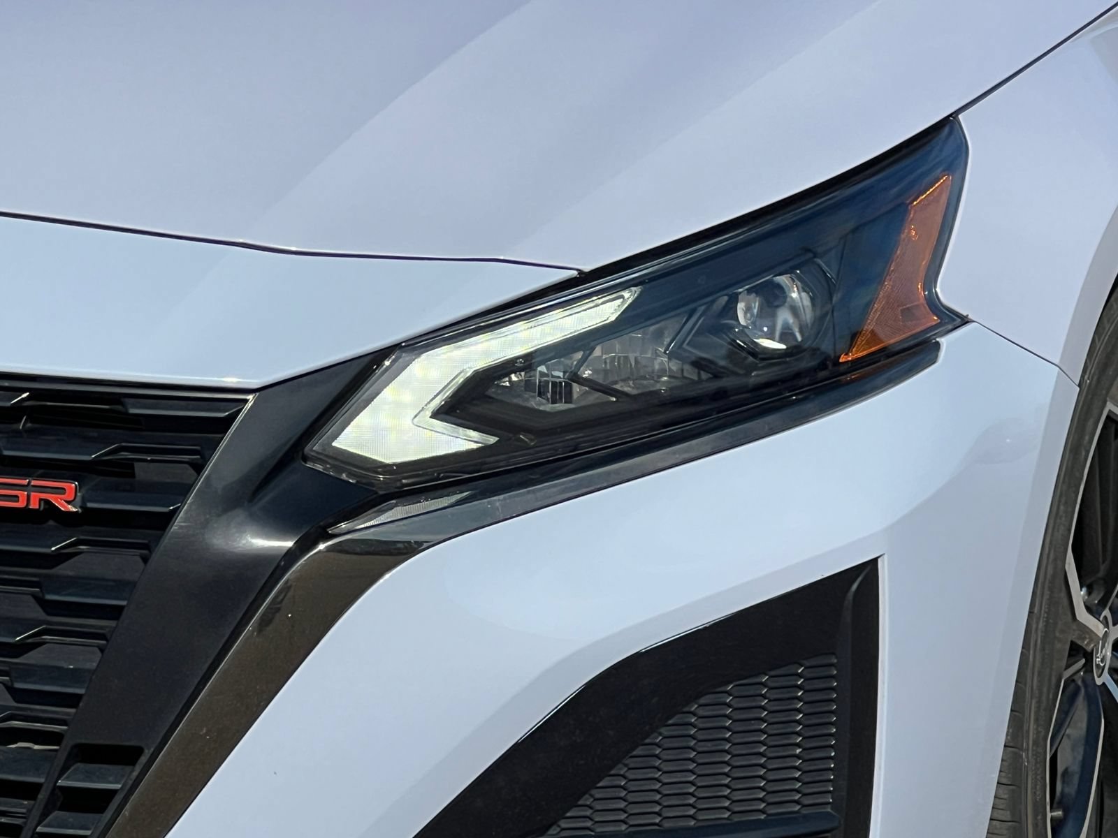 Used 2024 Nissan Altima 2.5 SR FWD image 37