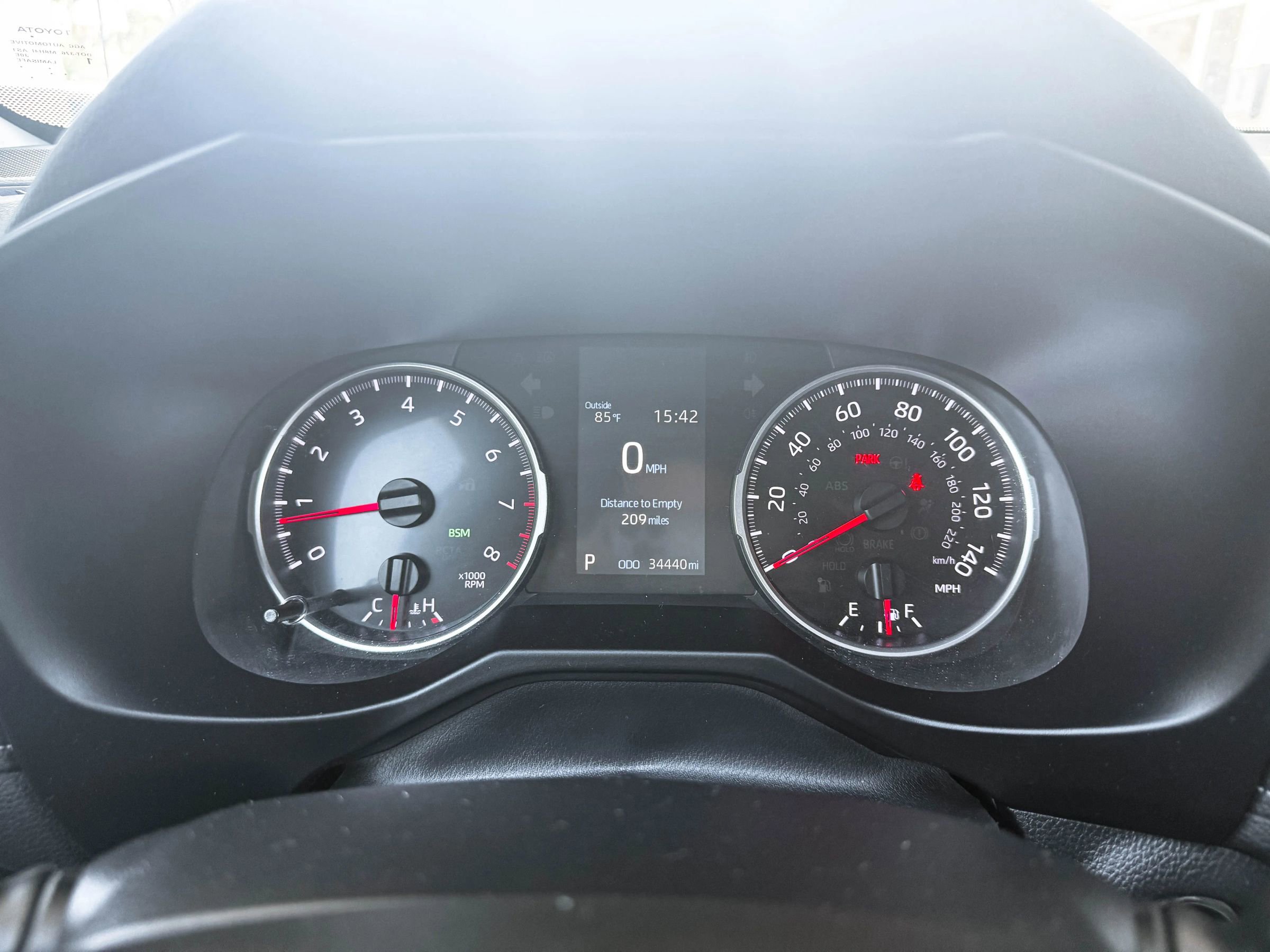 Used 2020 Toyota RAV4 XLE image 16