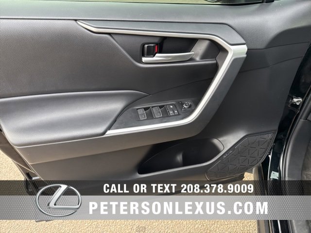Used 2023 Toyota RAV4 AWD Hybrid image 18