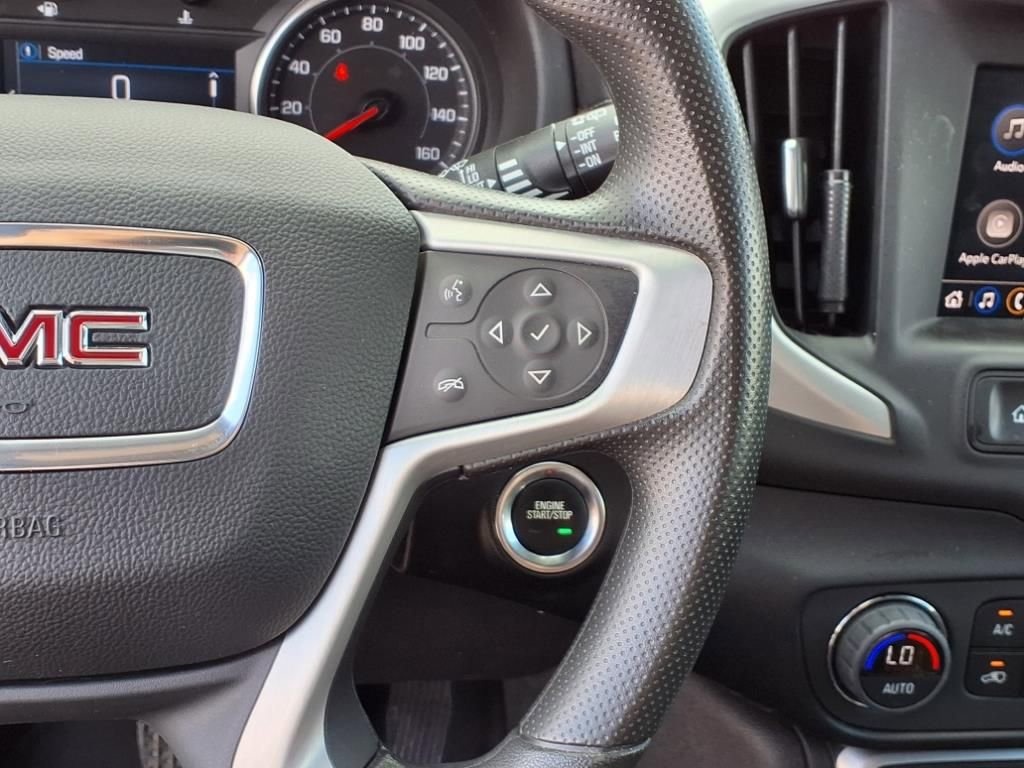 Used 2023 GMC Terrain SLE w/ Driver Convenience Package image 18