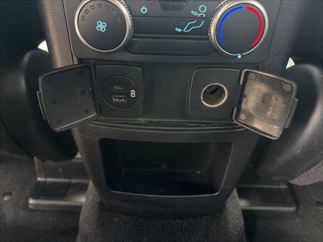 Certified 2020 Ford Explorer XLT w/ Equipment Group 202A image 20