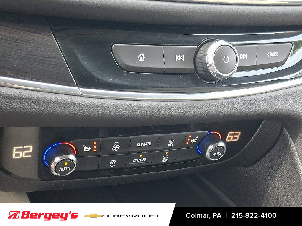 Certified 2020 Buick Enclave Essence w/ Sound and Sites Package FWD image 20