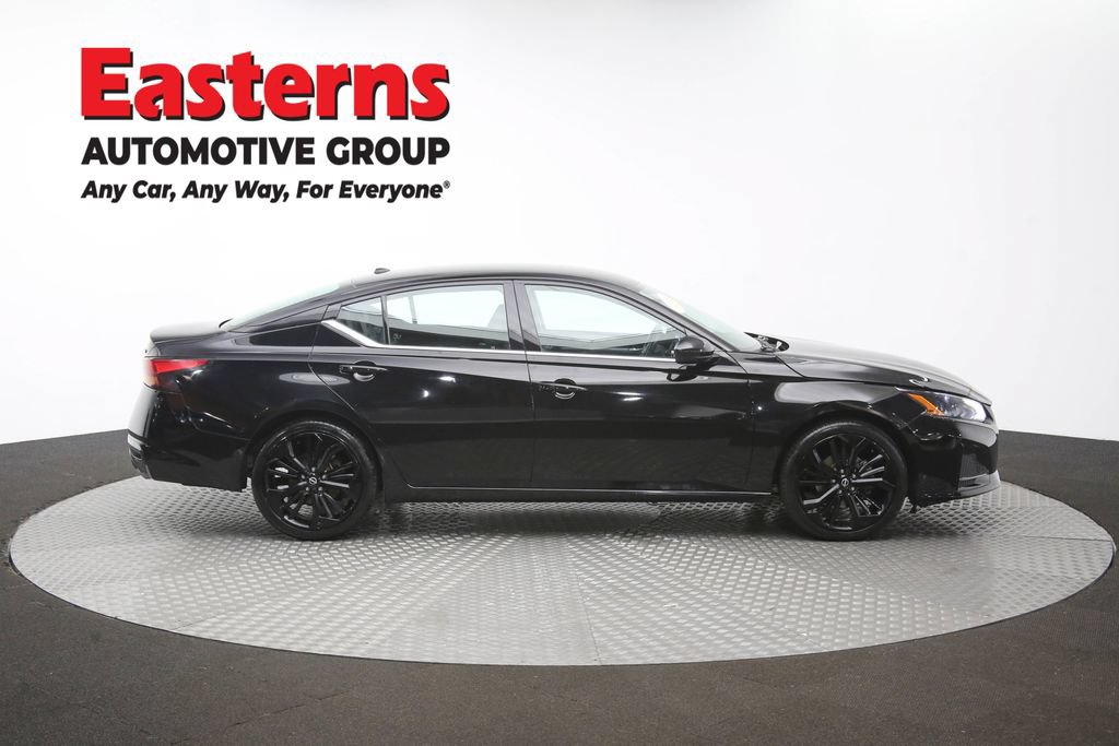 Used 2024 Nissan Altima 2.5 SR FWD image 46