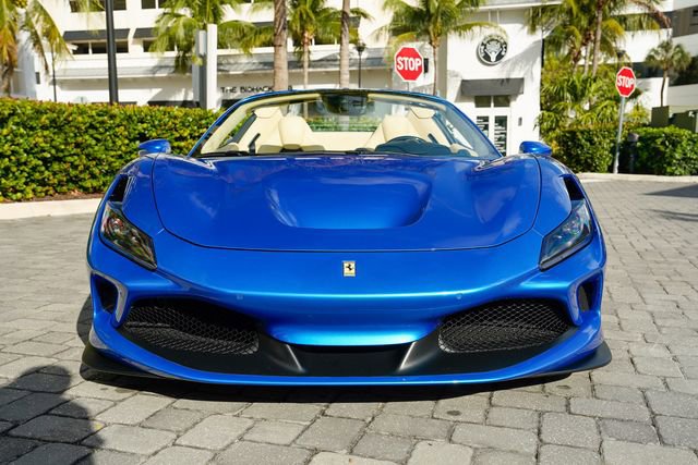Used 2021 Ferrari F8 Tributo image 7
