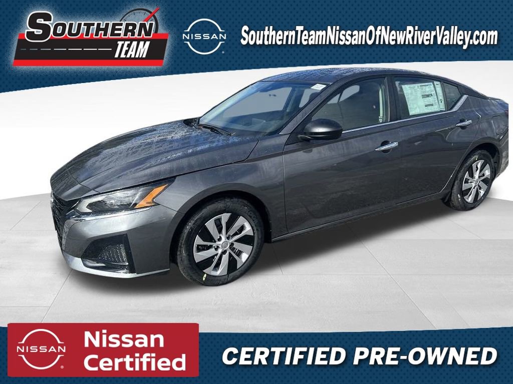 Used 2025 Nissan Altima 2.5 S image 1
