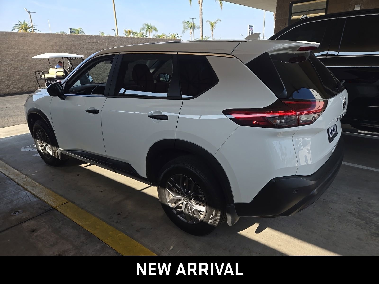 Used 2021 Nissan Rogue S image 4