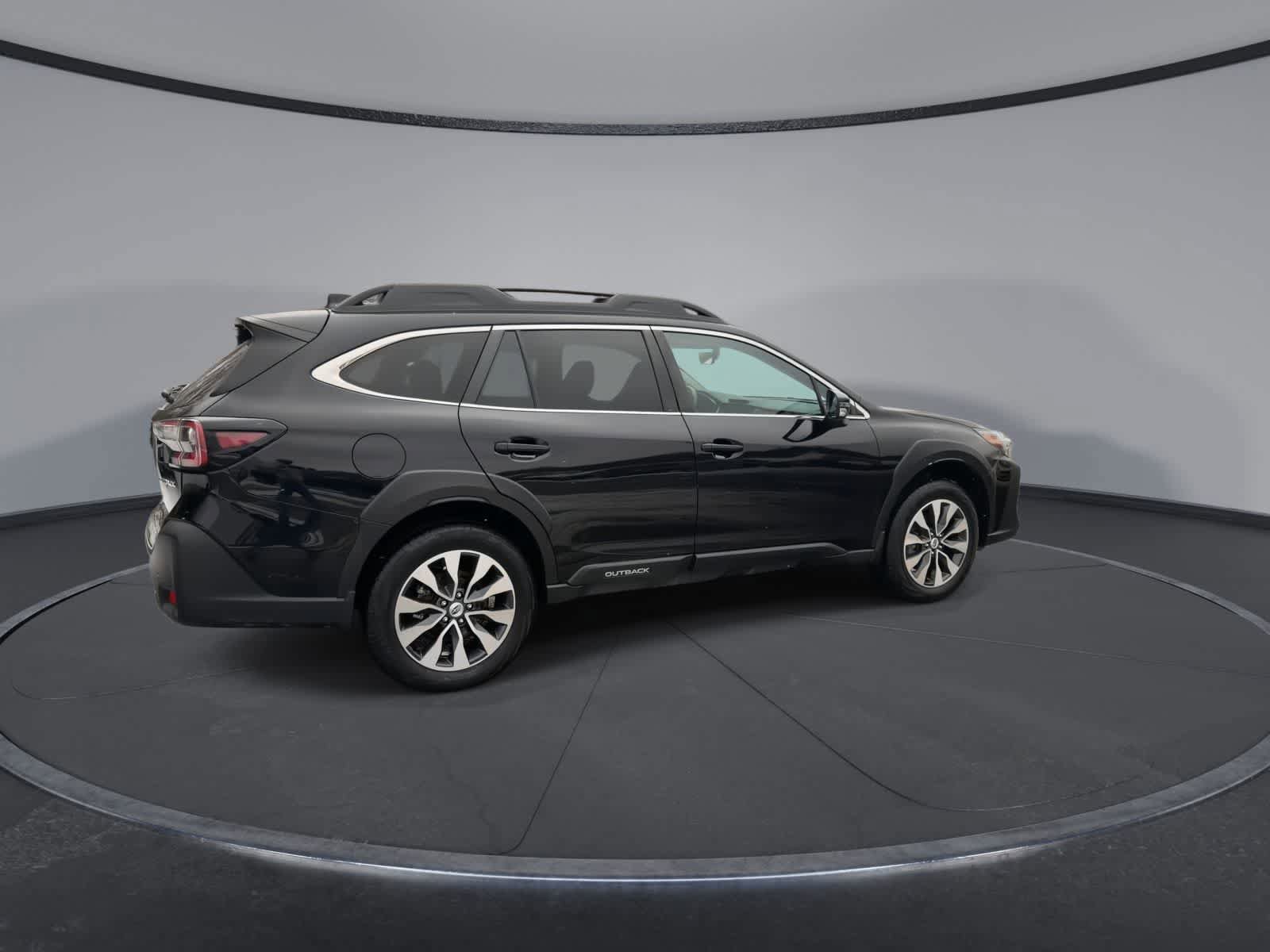 Used 2024 Subaru Outback Limited image 8