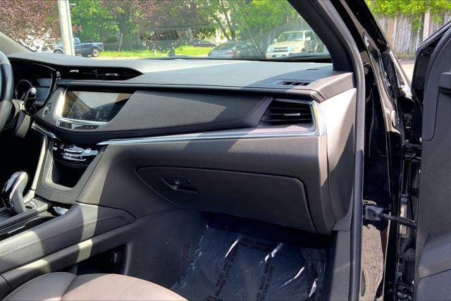 Used 2023 Cadillac XT5 Luxury AWD/4WD image 16
