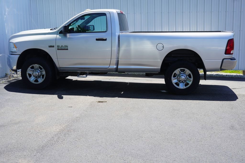 Used 2016 RAM 2500 Tradesman w/ Chrome Appearance Group AWD/4WD image 3