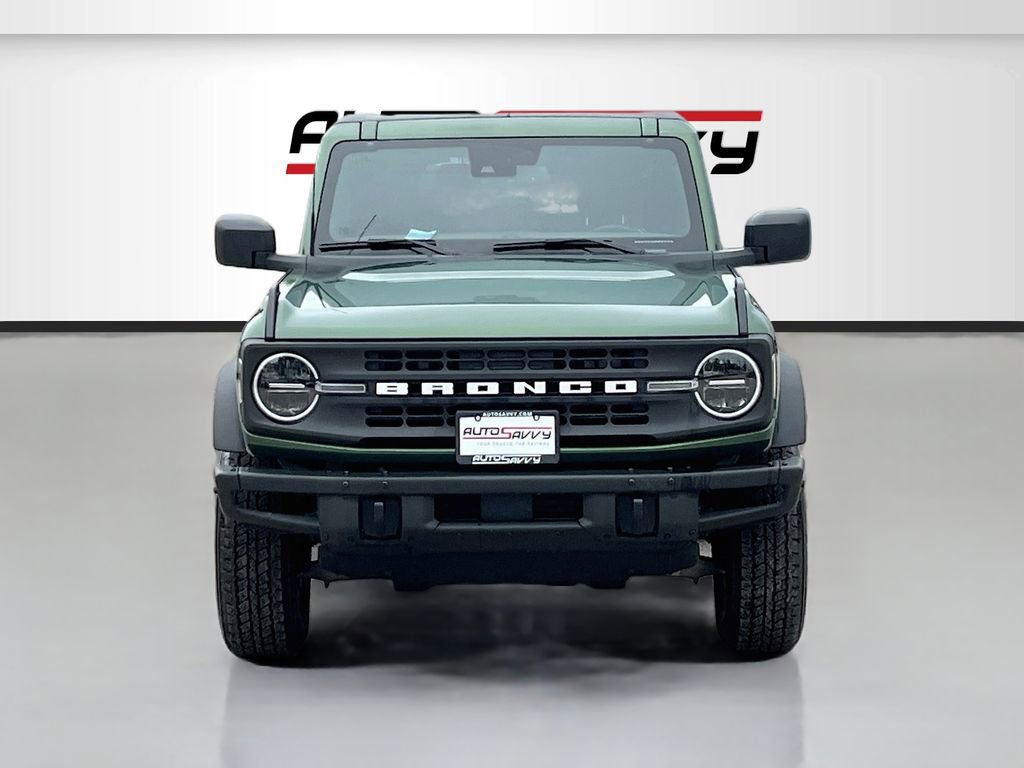 Used 2022 Ford Bronco Black Diamond AWD/4WD image 2