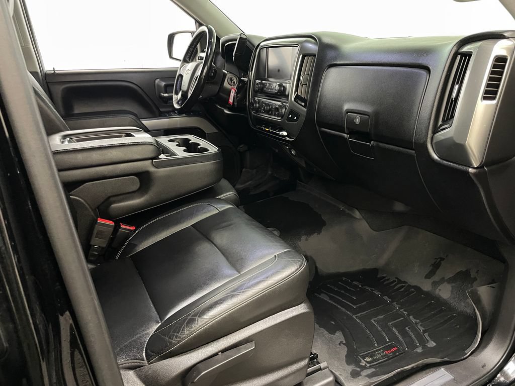 Used 2018 Chevrolet Silverado 1500 LT w/ All Star Edition AWD/4WD image 36