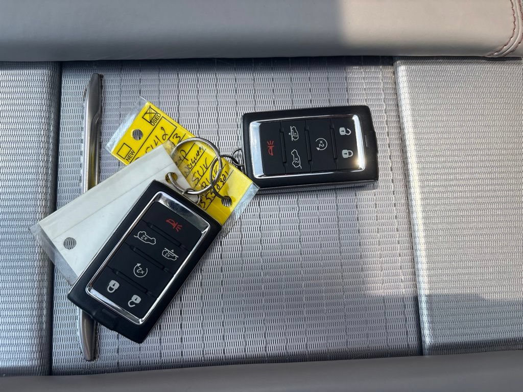 Used 2023 Jeep Grand Wagoneer L 4WD w/ Rear Seat Video Group 1 image 55