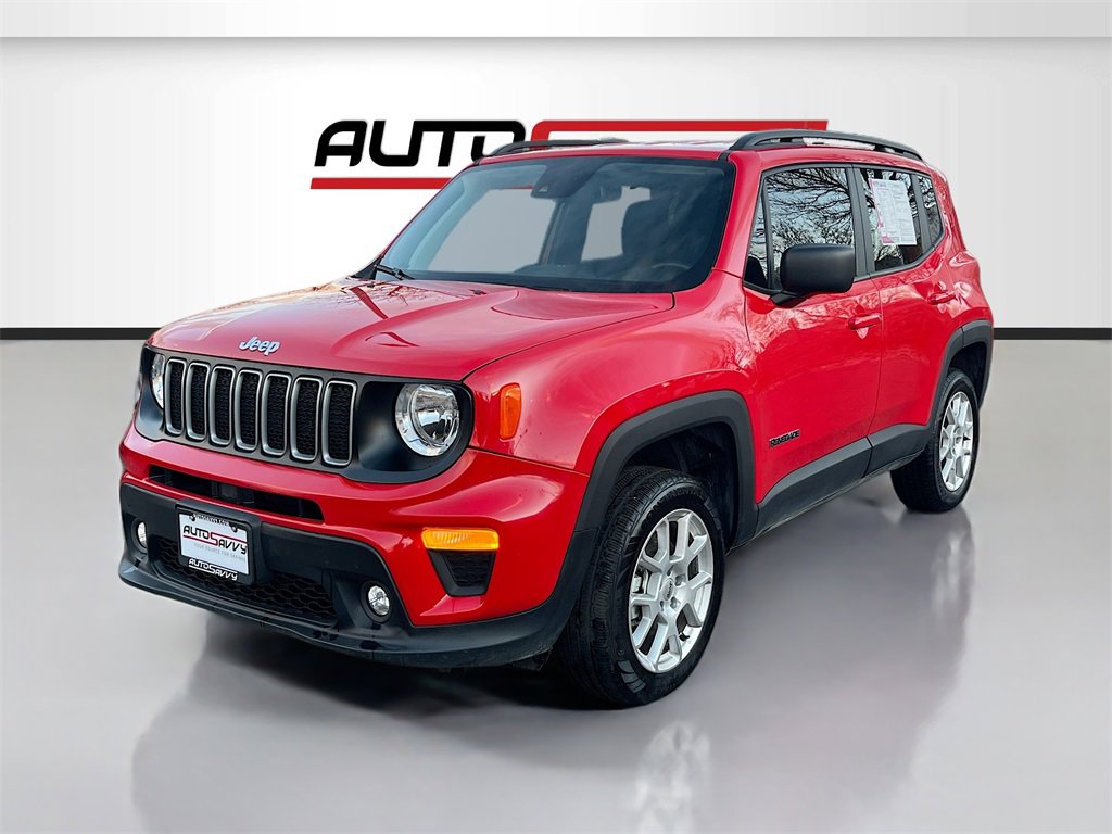 Used 2023 Jeep Renegade Latitude w/ Premium Group image 3