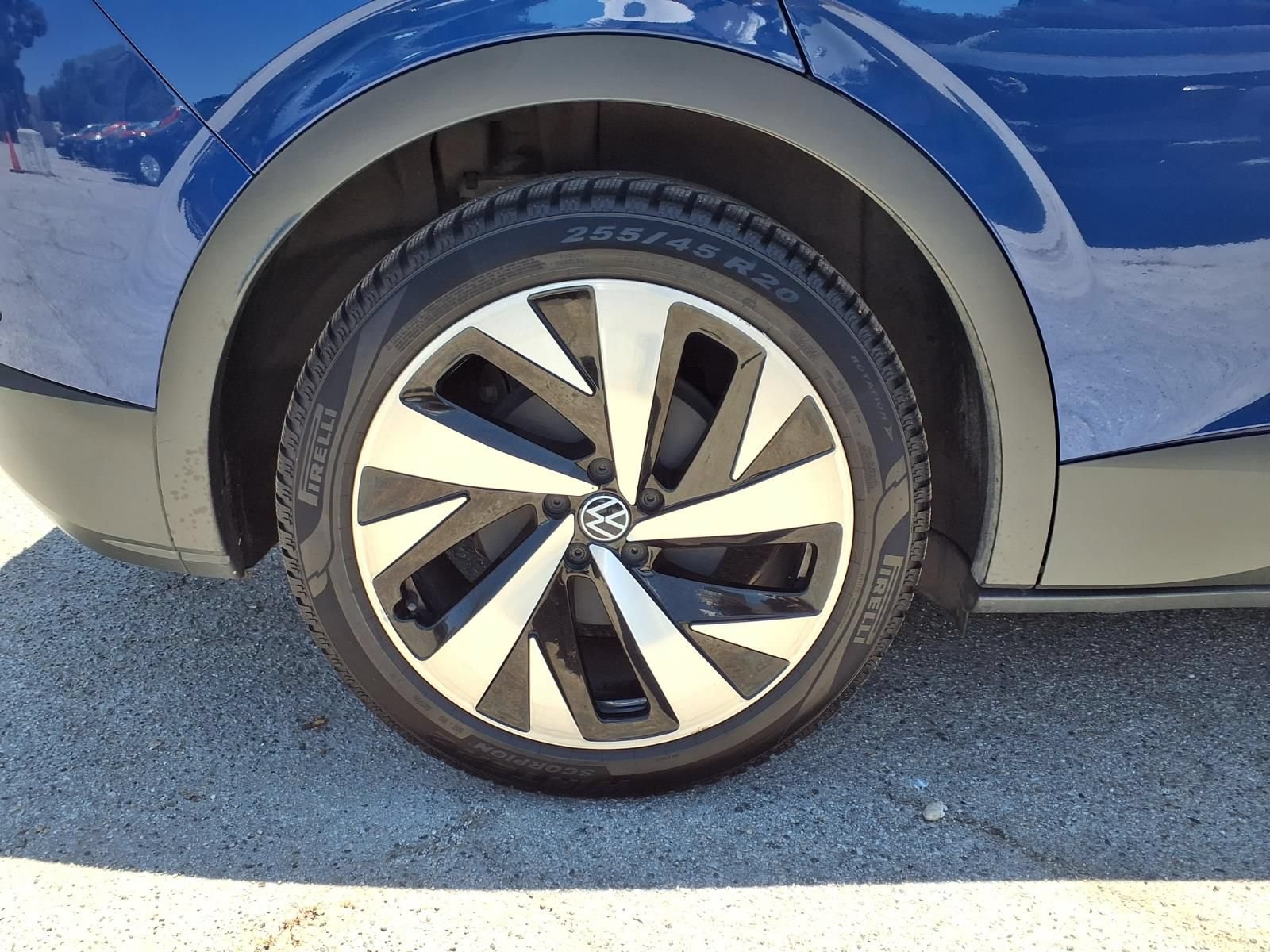 Used 2022 Volkswagen ID.4 Pro S w/ Gradient Package RWD image 4