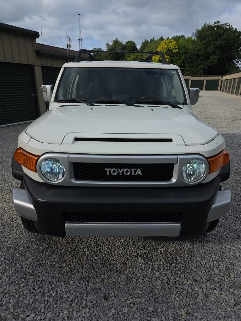 Used 2014 Toyota FJ Cruiser 4WD w/ Upgrade Package image 11