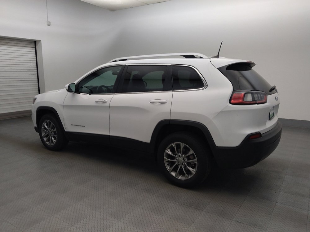 Used 2019 Jeep Cherokee Latitude Plus FWD image 3
