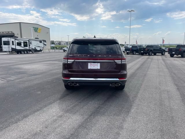 Used 2022 Lincoln Aviator Reserve AWD/4WD image 6