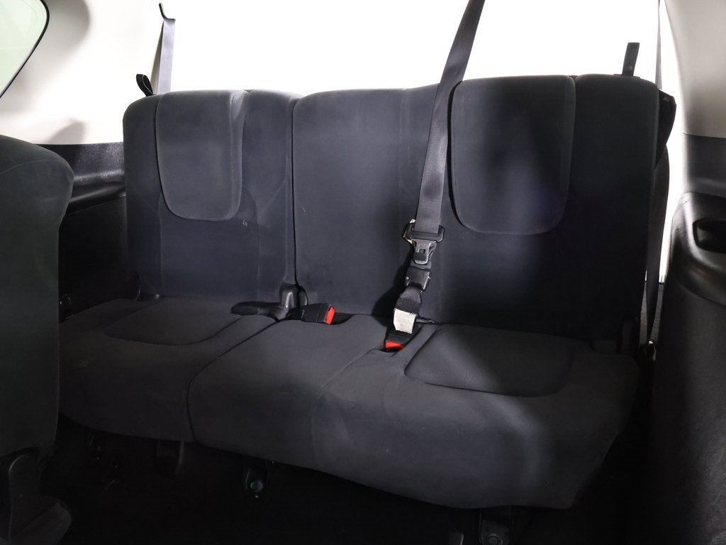 Used 2019 Nissan Armada SV image 31