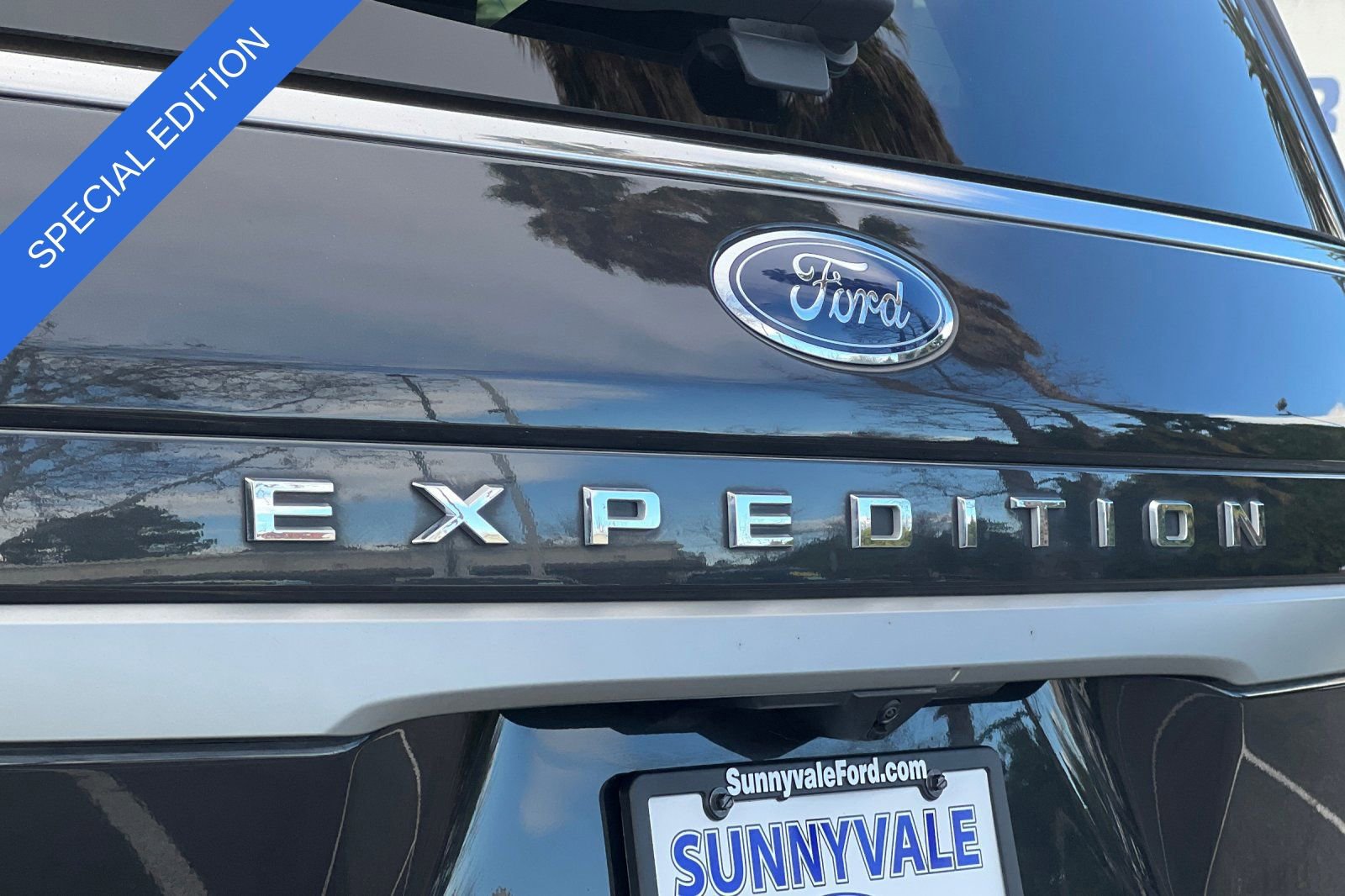 Certified 2023 Ford Expedition Max XLT image 30