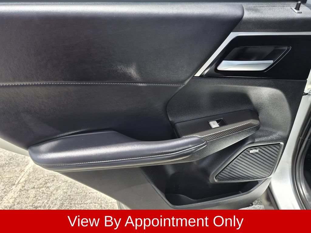 Used 2025 Mitsubishi Outlander SE AWD/4WD image 28