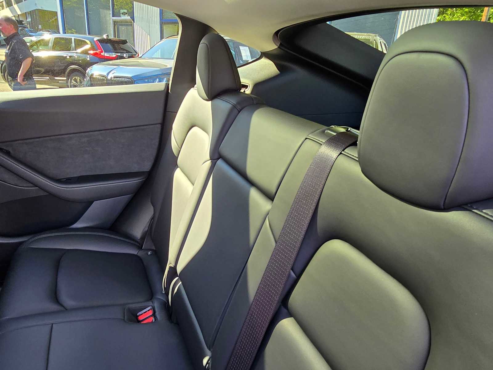 Used 2021 Tesla Model Y Long Range AWD/4WD image 17