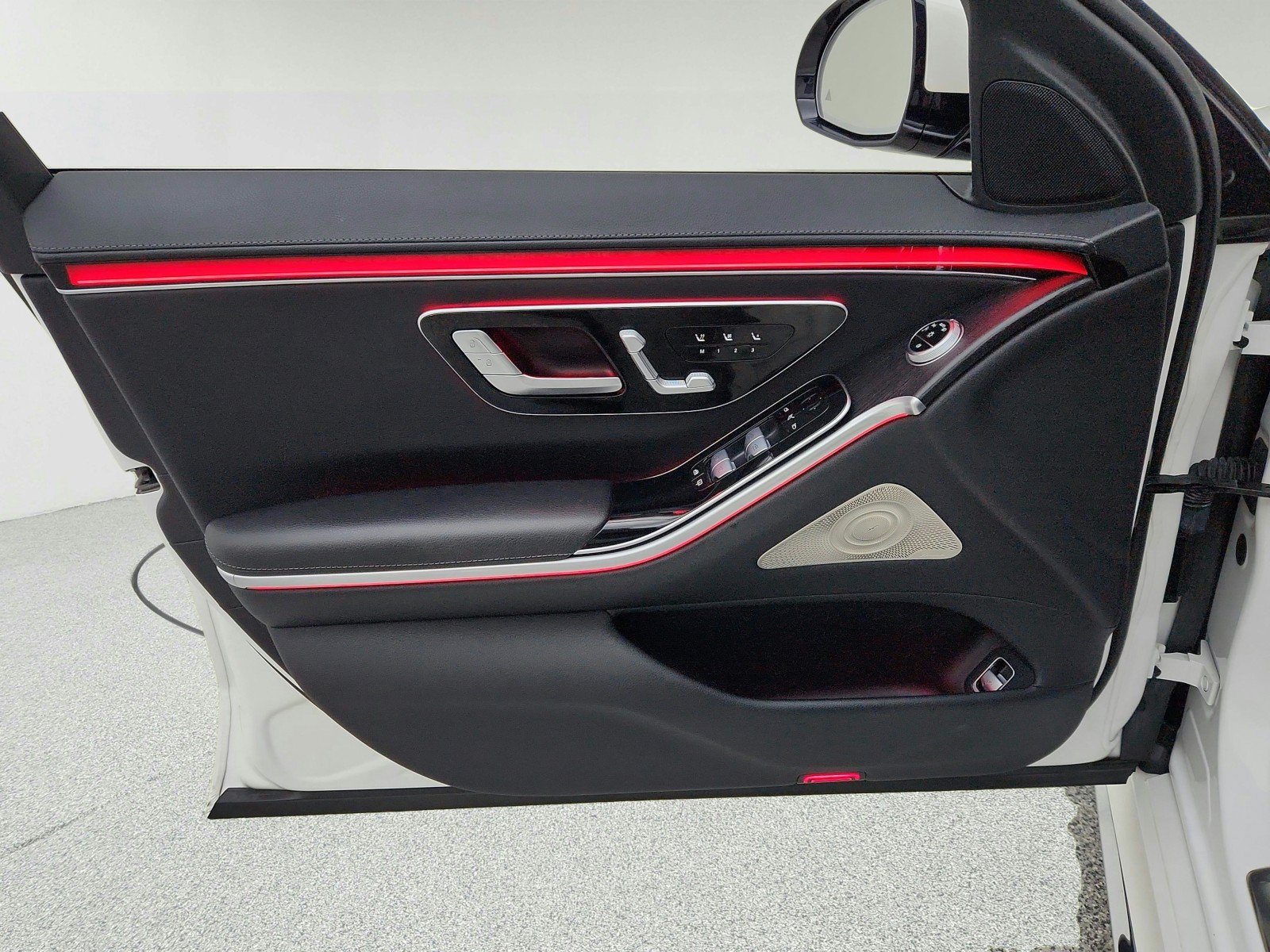 Certified 2023 Mercedes-Benz S 500 4MATIC image 26