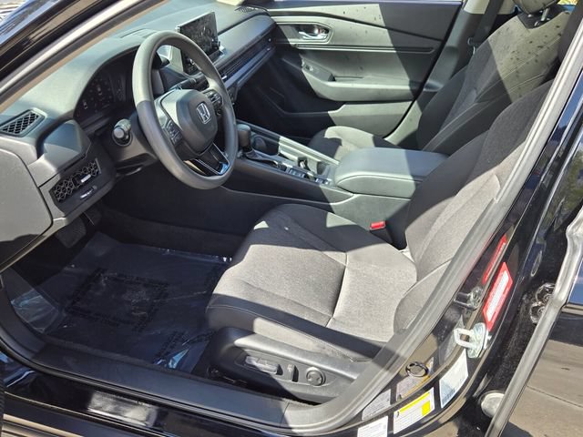 Used 2025 Honda Accord SE image 9