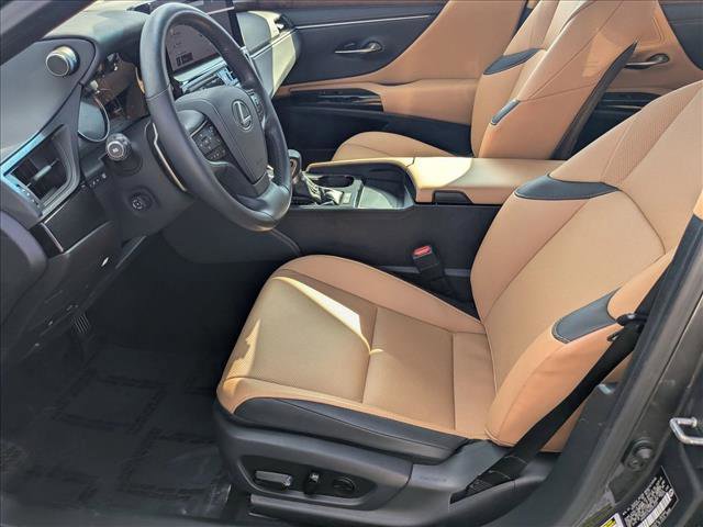 Used 2024 Lexus ES 300h w/ Premium Package image 14