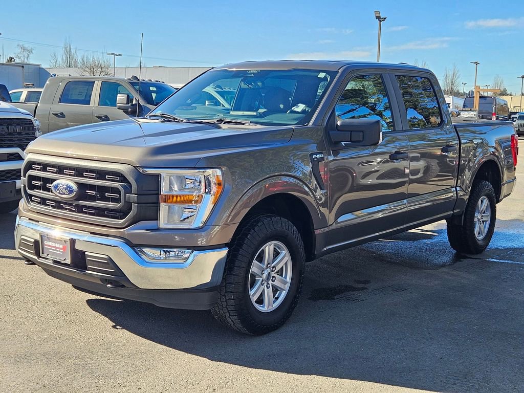 Used 2022 Ford F150 XL w/ Trailer Tow Package image 3