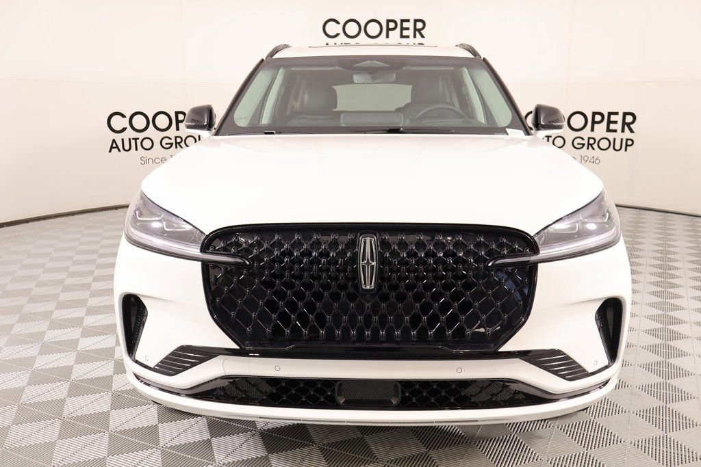 New 2025 Lincoln Aviator Reserve w/ Jet Appearance Package image 9