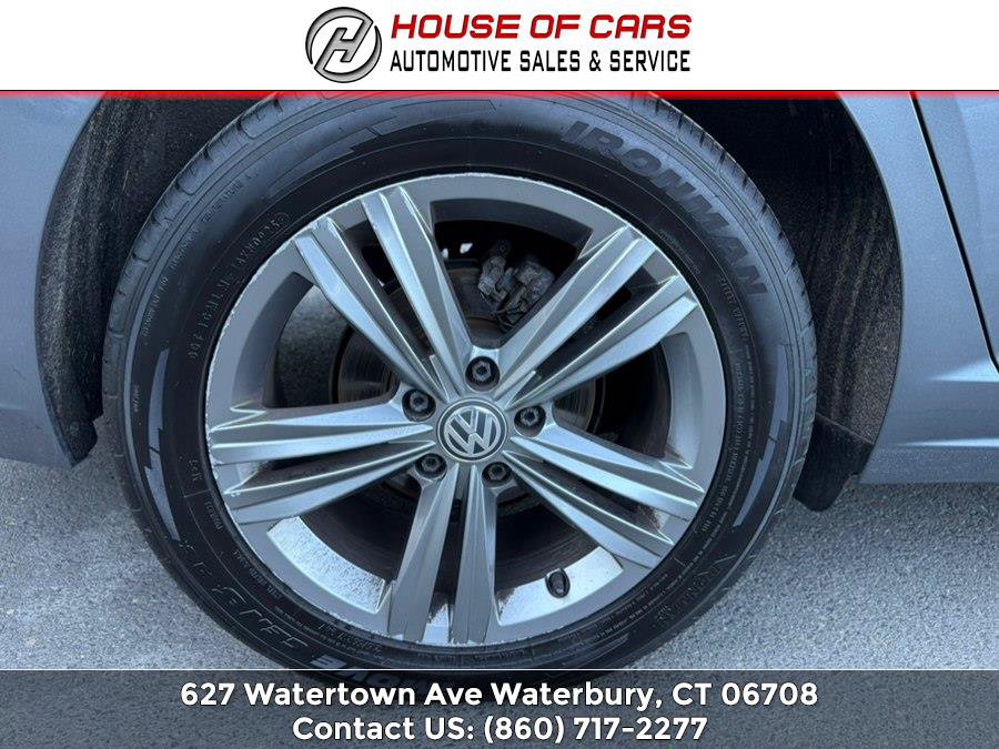 Used 2019 Volkswagen Jetta R-Line FWD image 16