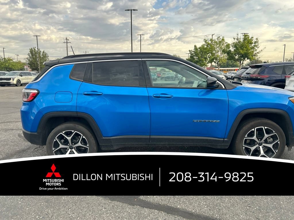 Used 2025 Jeep Compass Limited AWD/4WD image 21