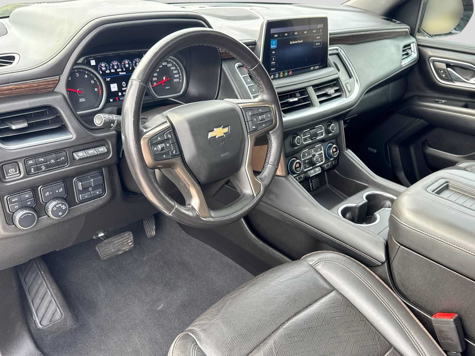 Used 2021 Chevrolet Suburban High Country w/ Premium Package AWD/4WD image 2