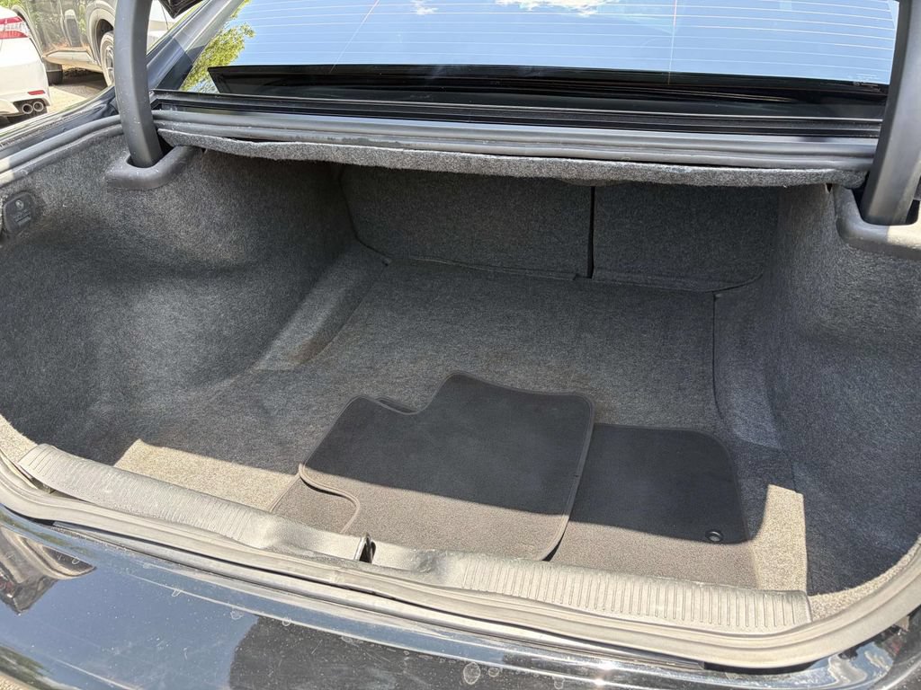 Used 2022 Dodge Charger Scat Pack w/ Plus Group RWD image 11
